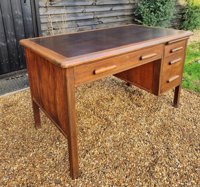 Single Pedestal desk In Oak by Abbess - English 1960s - Distress Vintage Office 2