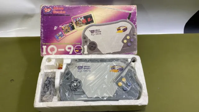 Console de jeu rétro vintage Famiclone Micro Genius iq-901 8 bits NEUF