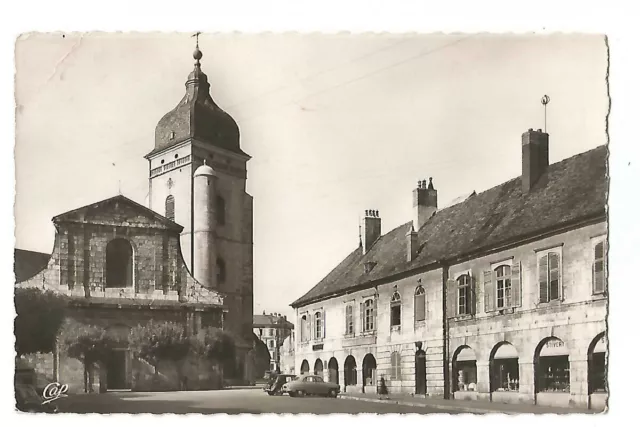 25  Pontarlier  Place De L Eglise Sainte Benigne