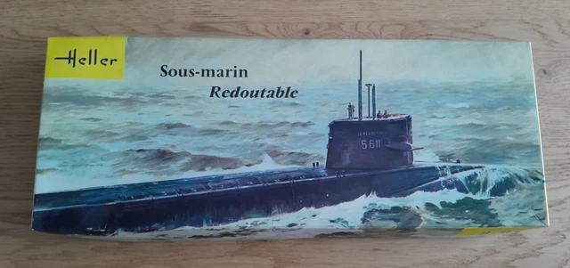 HELLER Sous-marin Le Redoutable kit complet - échelle 1/400 - HELLER