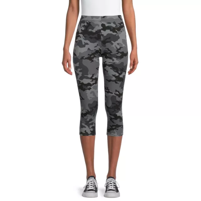 No Boundaries NOBO Juniors Gray Camo Capri Leggings NWT