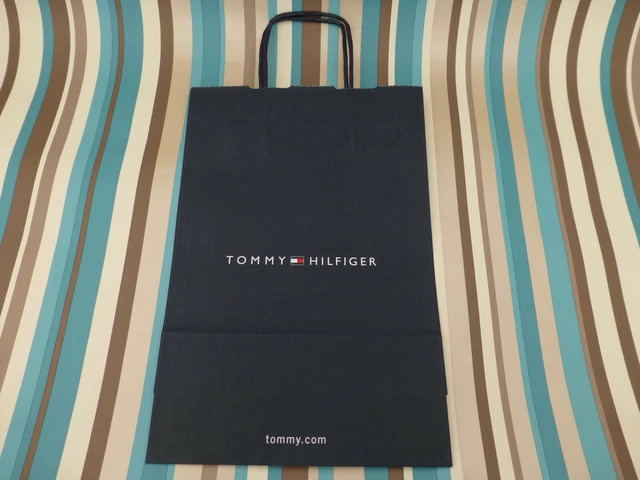 Tommy hilfiger hotsell shopping paper bag