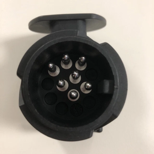Adaptateur 13 à 7 Broches CGEAMDY Avec Couvercle - Connecteur Remorque Voiture Étanche Parking