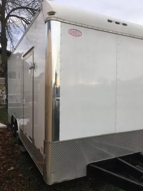 Enclosed Car Hauler Trailer / Cargo Trailer