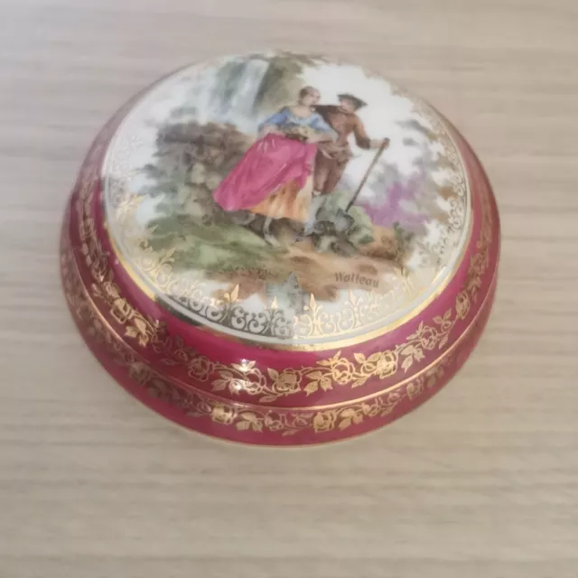 Boîte à bibelots,bonbonnière,pilullier,porcelaine de Limoges,décoration,vintage