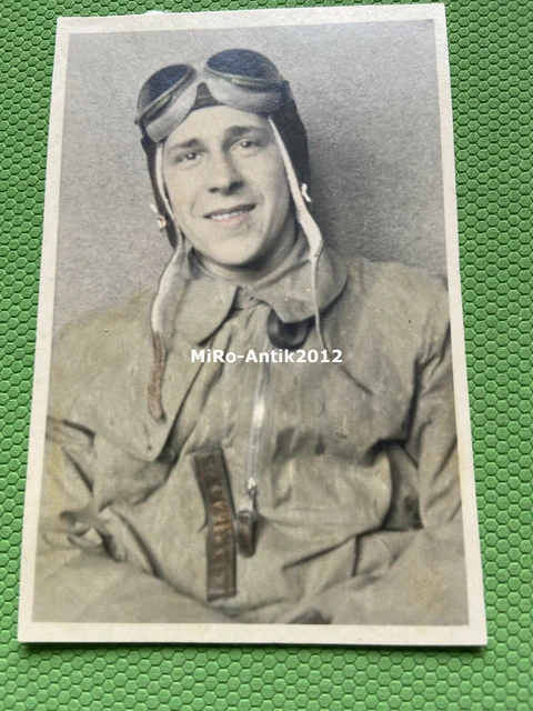 Foto, Wk2, Flugzeugführer mit Fliegerkappe im Portrait, Coloriert (N)50234
