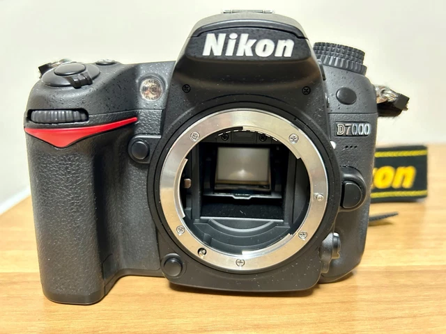 NIKON D7000 16.2MP Digital SLR Camera Body Black Near Mint 4503 Shutter Count