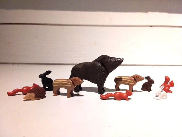 PLAYMOBIL - ANIMAUX de la forêt , biche marcassin, lapin... EUR 38,00 PLAYMOBIL - ANIMAUX de la forêt , biche marcassin, lapin... EUR 38,00