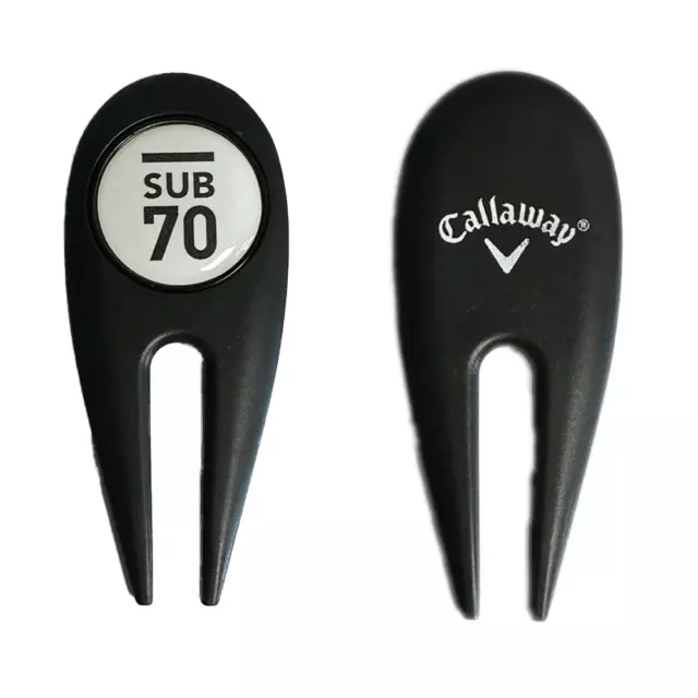 Callaway Kunststoff Divot Werkzeug mit Callaway x Sub70 Metall Kugelmarker in schwarz × 1