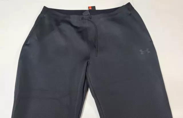 Under Armour 'MOVE' Mens Summit White Flat Front Pants $75