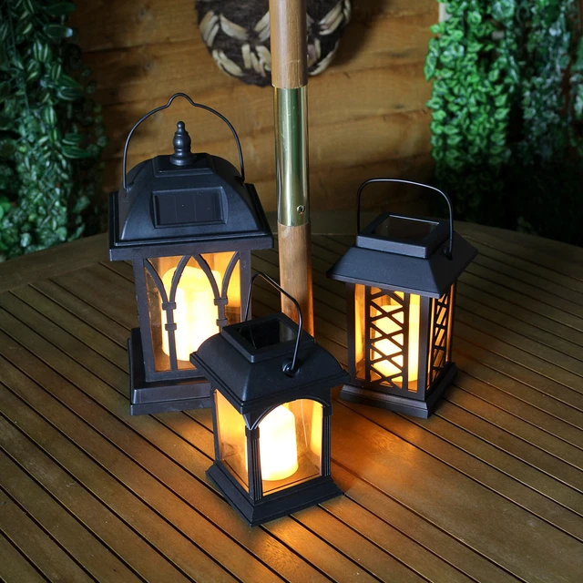 Lanterne suspendue rustique avec bougies LED