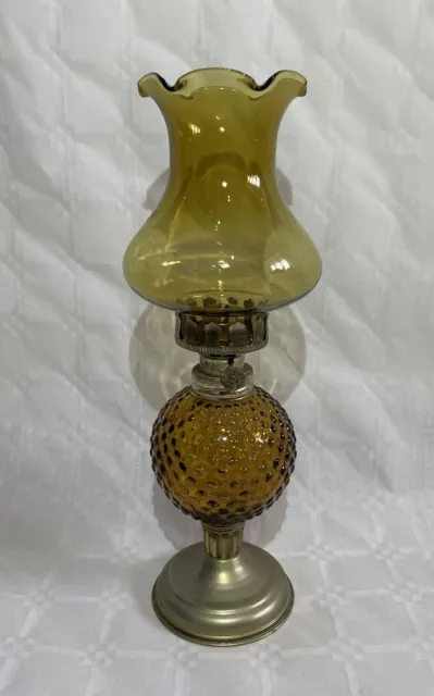 Ancienne Lampe à Pétrole / Huile, Vintage réservoir et verre Tulipe ambrée