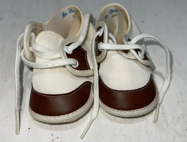 Mrs Days Ideal Baby Doll Crib Shoes  Infant Style 31 Brown White Size 0 Vtg