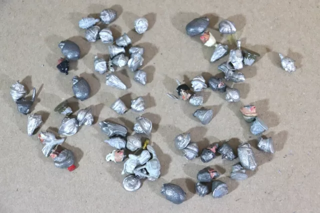 BRITAINS TRADITION of LONDON 54mm 50 x BRITISH SPARE HEADS TOY SOLDIER PARTS 3oe