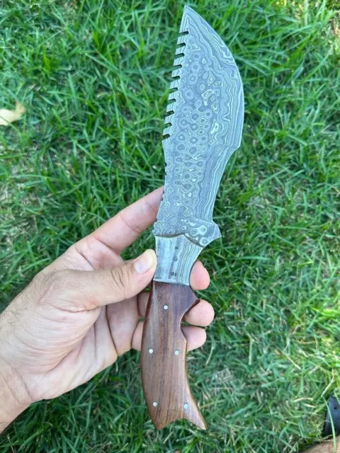 Custom Handmade Damascus Steel Rain Pattern Fixed Blade Hunting Tracker Knife