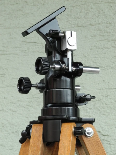 UNITRON (Nihon Seiko, Japón) Montaje Telescopio Alt-Azimut #114 y Trípode de Madera