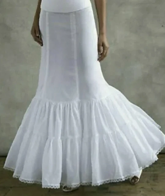 NEW David's Bridal Petticoat 550 Fit and Flare Slip White Women Size 8