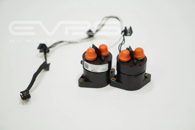 Tesla Model S (2014-2016) OEM High Voltage Battery Contactors 1024745-00-D