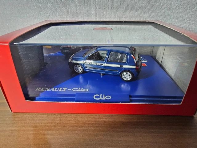 Voiture Miniature Renault Clio II Bburago 1/43 - Métal Doré Vintage - Années 80 - Très Bon état