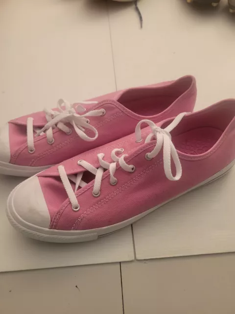 CONVERSE Chuck Taylor All Star Low Top Sneakers Size 9 Ladies Pink