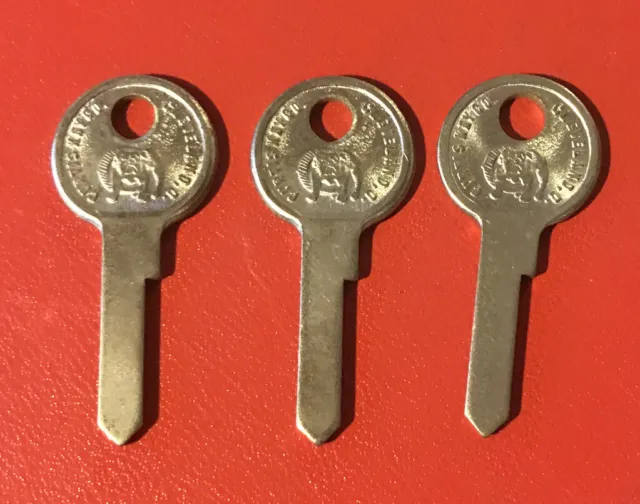 Curtis brand key blanks H-9   H9   ( set of 3)                               [L]