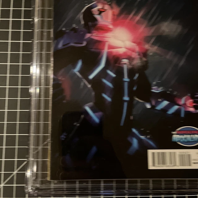 🔥🔑Invincible Iron Man 9 CGC 8.0 Turcotte Variant 1st App Riri🔥🔑 4
