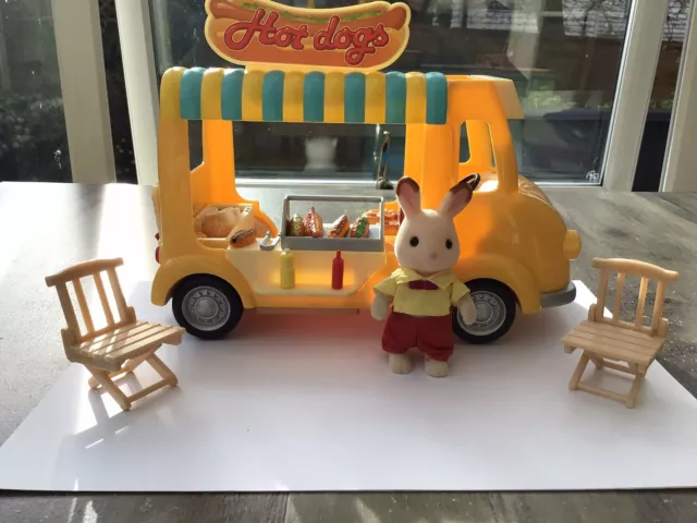 Sylvanian Families Hot Dog Van Bundle