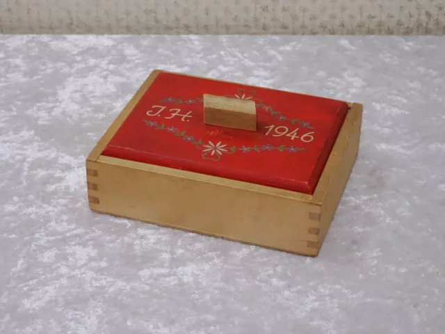 R7alCp - Wood Little Box - Vintage 1946 - Handgefertigt - Hand Painted -