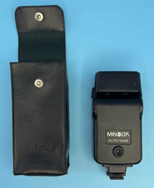 Minolta Auto 132x Camera Shoes Mount Flash with Case – Tested & Working