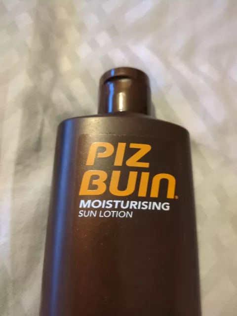 Piz Buin SUN CREAM 200ml SPF15 SPF30 SPF50 Moisturising Sun Lotion Choose NEW