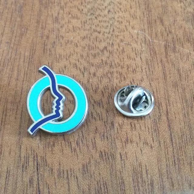 RNT 10/ pin's RATP 3e Cross du Comité d'entreprise