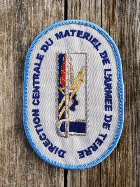 Ecussons tissu - militaria ,écusson tissu du 4 éme, grade, 2 scans