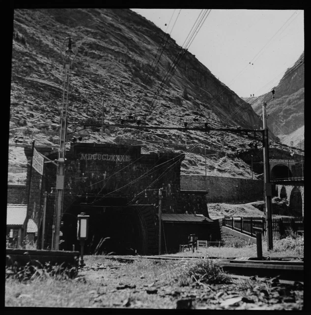 Magic Lantern Rutsche GOTTHARD TUNNEL EINGANG C1920 FOTO SCHWEIZBAHN