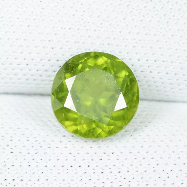 1.64 ct RARE GLOW YELLOWISH GREEN  NATURAL IDOCRASE GEMSTONE Round See Vdo DL