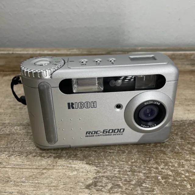 Ricoh 6000 2.1MP Digital Camera - Metallic silver Rare