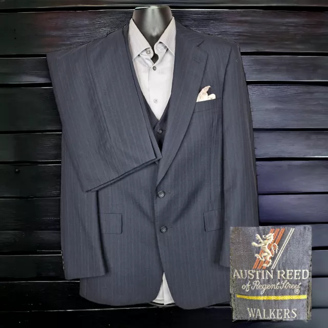 Austin Reed 3 Piece Suit Mens 40L 34X33 Navy Pinstripe Half Lined