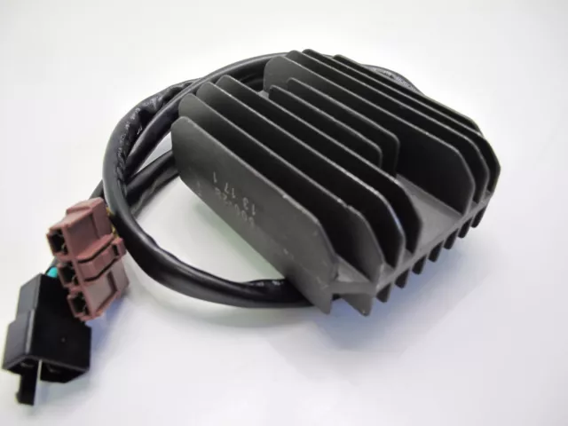 Régulateur pour Aprilia 125/250 2006-08, Aprilia 500 2001-04,Sport City 125 2008