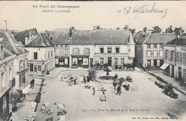CPA 51 VERTUS Illustré La Place du Marché et la Rue du Marché