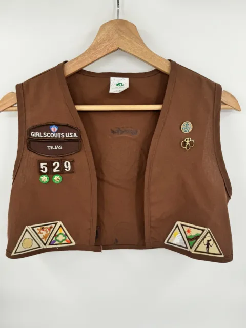 Girl Scouts Brownie Uniform Vest Patches Medium Size 10-12