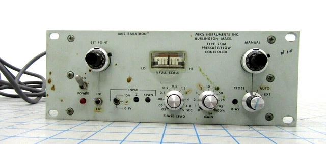 250A 672216 / Controller Baratron Pressure Meter Flow / Mks