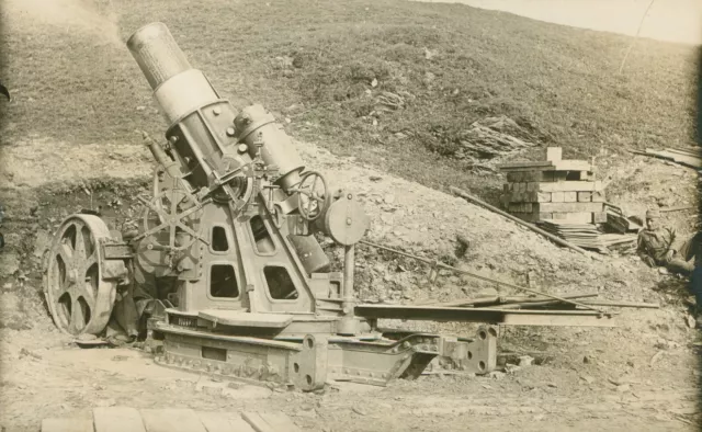 30,5cm Mörser in Feuerstellung in der Bukowina 1917 – K.u.K. Truppen – Foto 1.WK