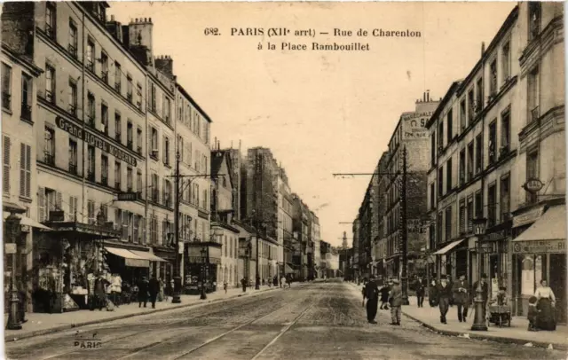 CPA AK PARIS 12e Rue de CHARENTON a la Place de RAMBOUILLET F. Fleury (673708)
