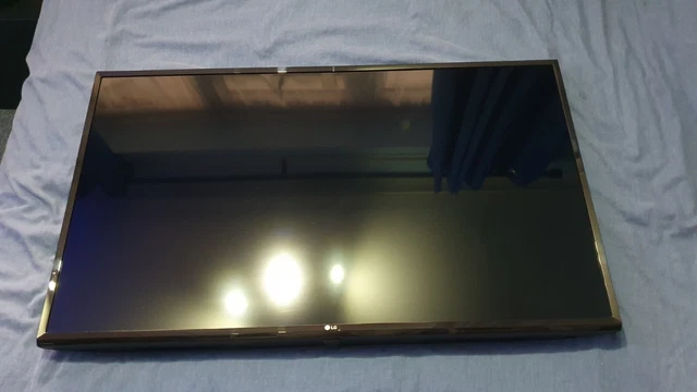 LG 43 Inch 4k Smart TV And Soundbar