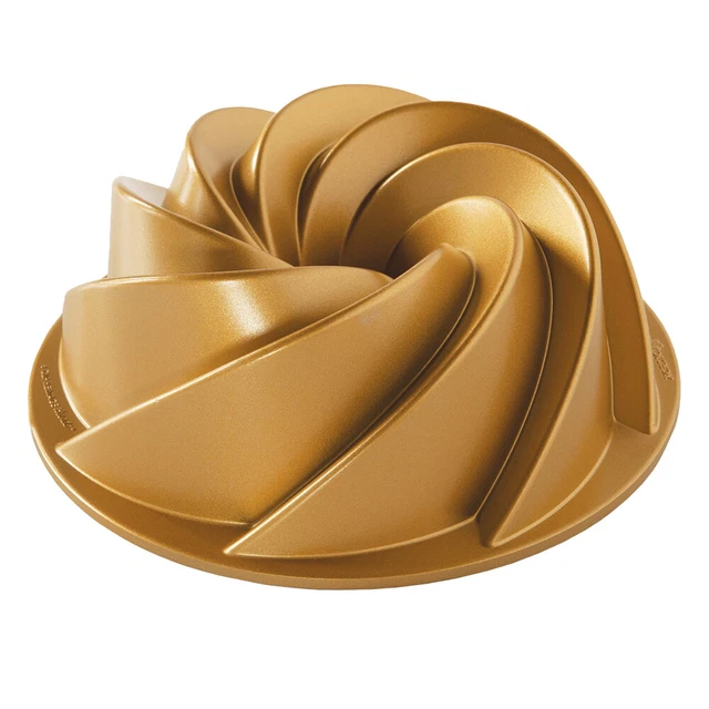 Nordic Ware 6 Cup Heritage Bundt Pan - Gold Nordic Ware 6 Cup Heritage Bundt Pan - Gold