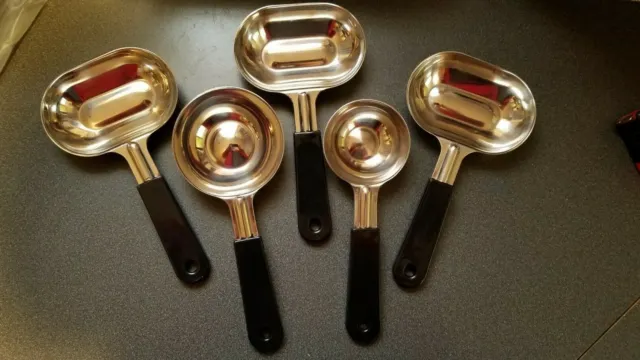 https://www.picclickimg.com/2qwAAOSwwnFgFJXy/New-Mercer-Culinary-Stainless-Steel-Food-Portion-Scoops.webp