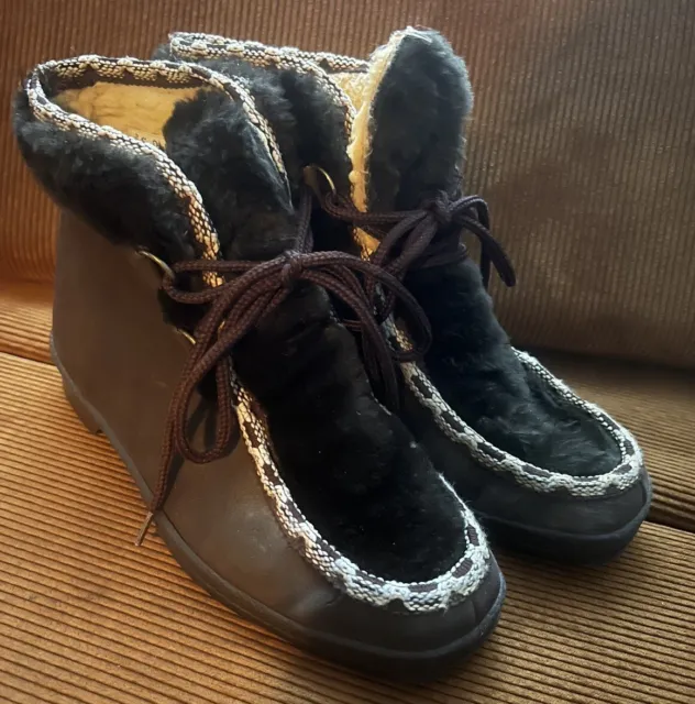 Snowland Vintage Women's Size 10 Dark Brown Lace Up Boots Leather Faux Fur Snow