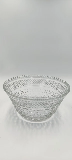 Anchor Hocking Wexford Crystal Glass Salad Or Punch Bowl - 9 1/2" x 5" vintage