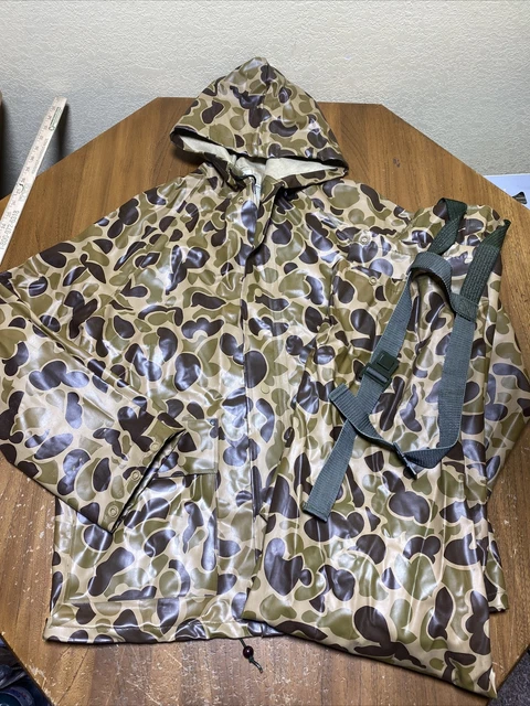 Cabelas  Pvc Froggy Woodland Camo Rain Suit Size S Hunting Fishing Jacket Bibs