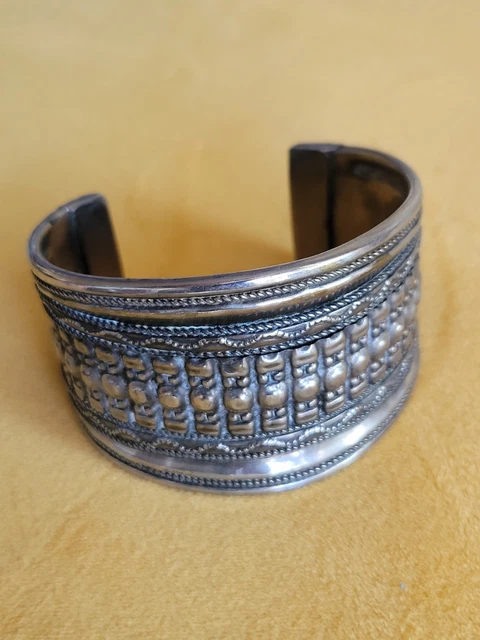 Bracelet Ancien Oriental En Argent Ou Métal Argenté - Origine Algérie Avec Pendeloques - Occasion Vintage