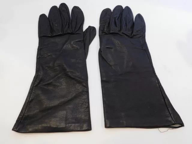 Nieman Marcus Ladies Black Leather Everyday Gloves Silk Lining Size 8